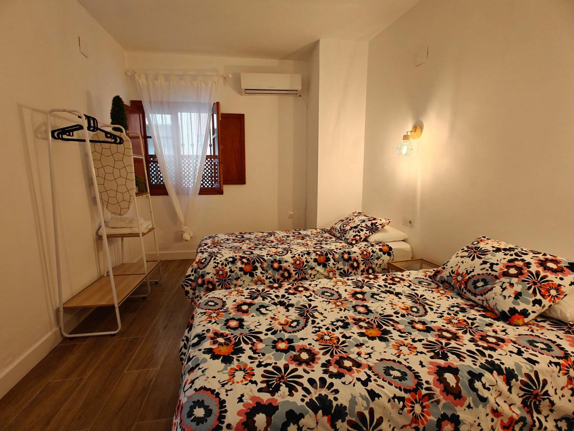 Centro Sevilla, El Arenal — Photos 3